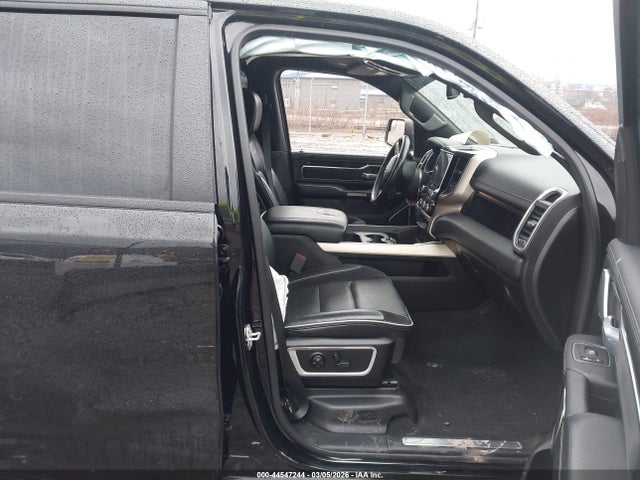44547244 :رقم المزاد ، 1C6SRFRTXKN726637 vin ، 2019 Ram 1500 Laramie  4x4 6'4 Box مزاد بيع