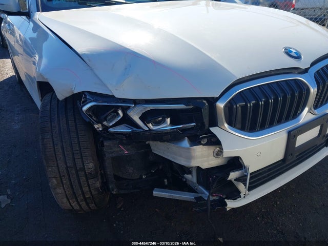 Продаж на аукціоні авто 2024 Bmw 330i Xdrive, vin: 3MW89FF09R8D84380, номер лоту: 44547246