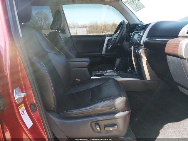 2018 TOYOTA 4RUNNER JTEZU5JRXJ5190766 Photo 4