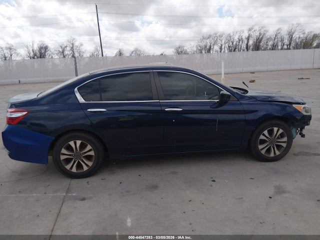 Honda ACCORD LX 2017 1HGCR2F39HA007973 Image 13