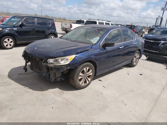 Honda ACCORD LX 2017 1HGCR2F39HA007973 Image 2