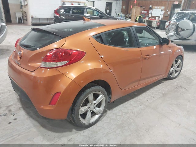 Aukcja sprzedaży 2013 Hyundai Veloster Base W/black, vin: KMHTC6AD9DU151065, numer aukcji: 44547310
