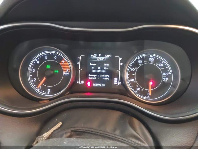 1C4PJMCX1KD102026 Jeep Cherokee Latitude 4x4