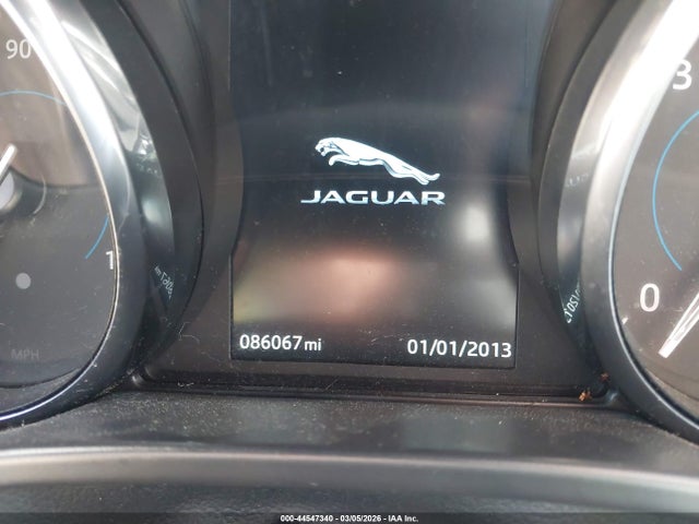 2017 JAGUAR XE SAJAR4BG6HA974052 Photo 6