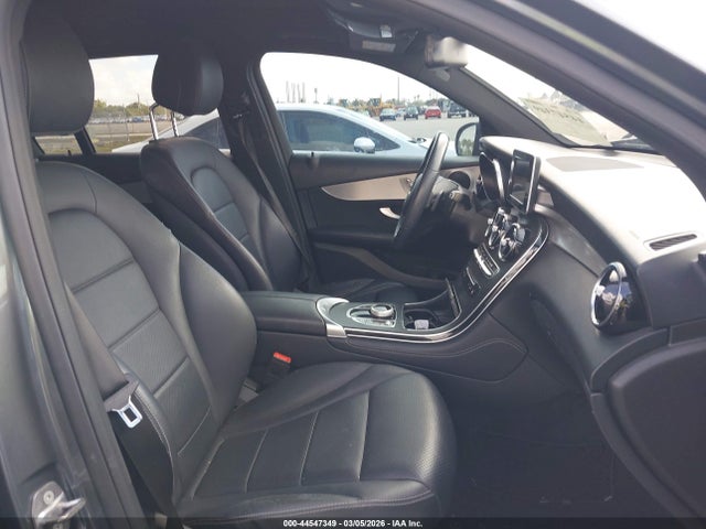 2019 MERCEDES-BENZ GLC 300 WDC0G4JB2KV159024 Photo 4