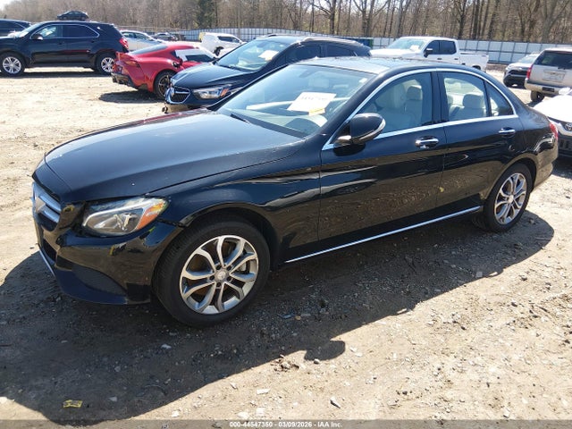 2015 Mercedes-benz C 300 4matic მანქანა იყიდება აუქციონზე, vin: 55SWF4KBXFU036043, აუქციონის ნომერი: 44547350
