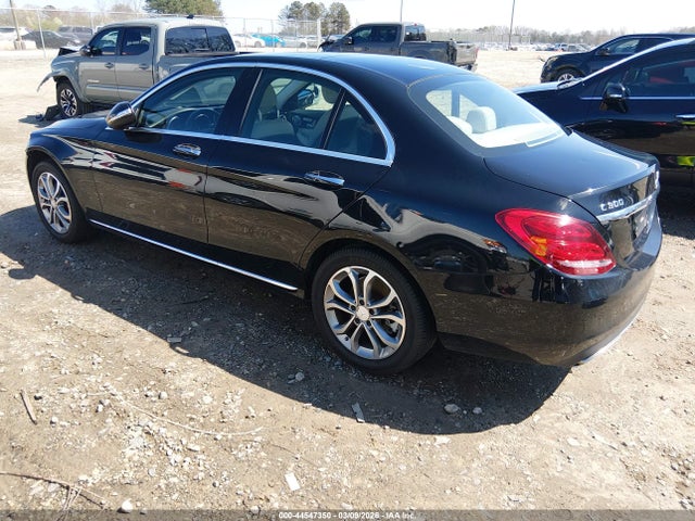 2015 Mercedes-benz C 300 4matic მანქანა იყიდება აუქციონზე, vin: 55SWF4KBXFU036043, აუქციონის ნომერი: 44547350