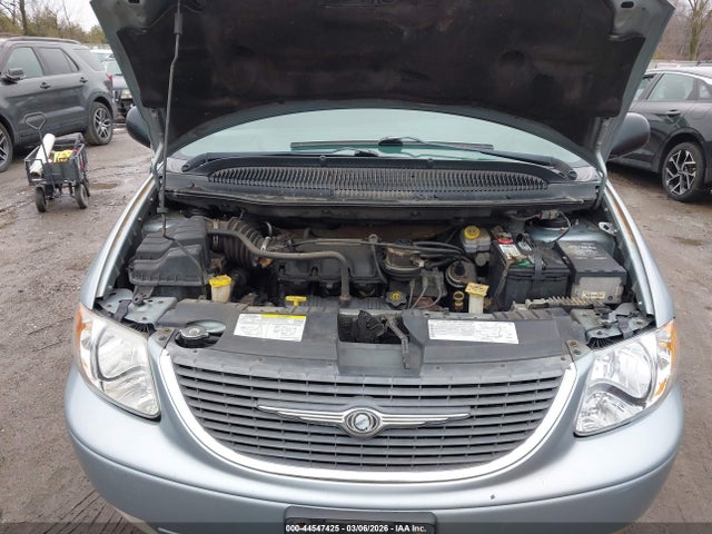 2003 CHRYSLER TOWN & COUNTRY 2C4GP54L13R276337 Photo 9
