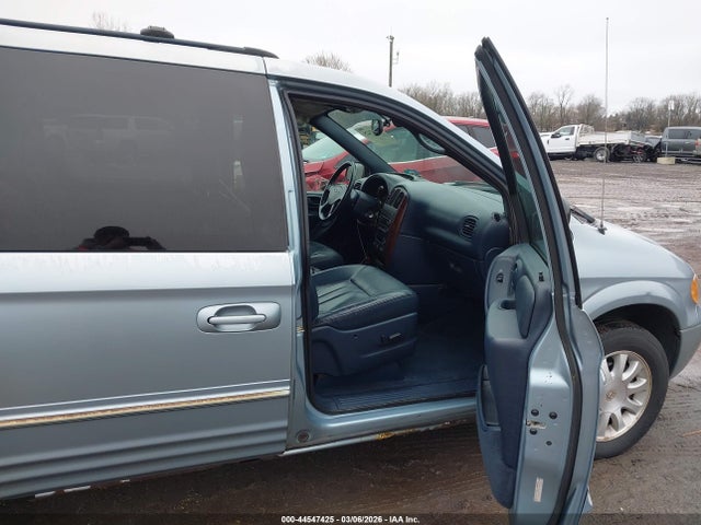 2003 CHRYSLER TOWN & COUNTRY 2C4GP54L13R276337 Photo 4