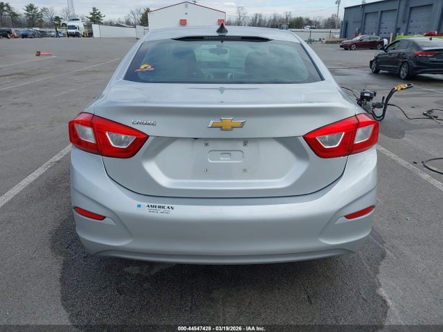 Chevrolet Cruze Ls Auto 2017 1G1BC5SM3H7128631 Image 16