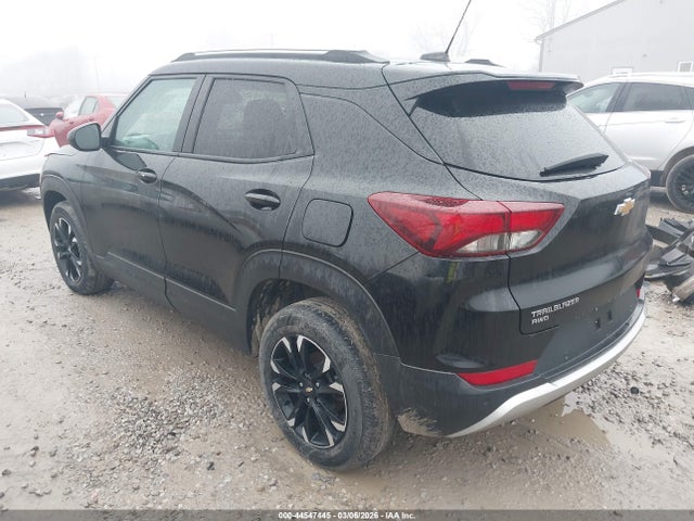 2021 CHEVROLET TRAILBLAZER KL79MRSL3MB168312 Photo 2