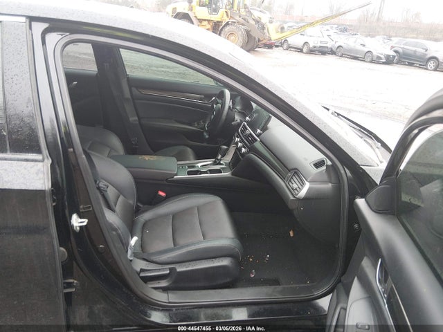 1HGCV1F32KA122251 Honda Accord Sport