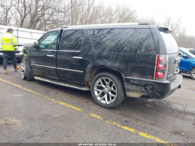 44547466 :رقم المزاد ، 1GKS2MEF1BR168045 vin ، 2011 Gmc Yukon Xl 1500 Denali مزاد بيع