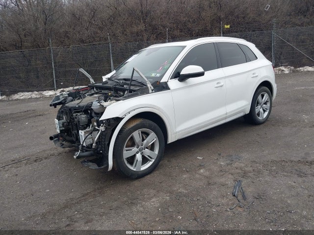 2019 AUDI Q5 WA1BNAFY5K2078952 Photo 1