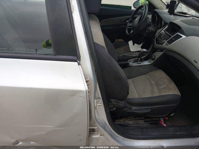 1G1PC5SH9G7105099 Chevrolet Cruze Limited Ls Auto