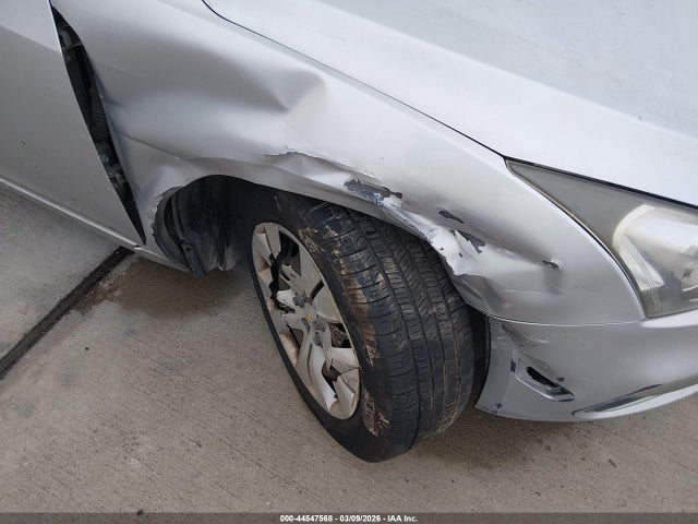 1G1PC5SH9G7105099 Chevrolet Cruze Limited Ls Auto