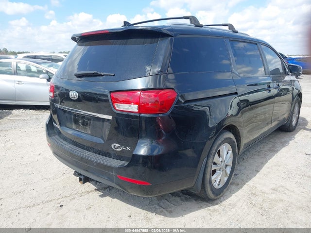 2018 KIA SEDONA KNDMB5C16J6379792 Photo 3