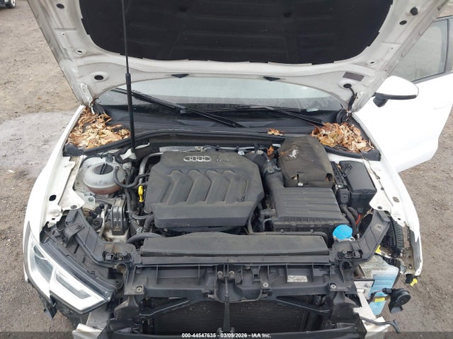 44547635 :رقم المزاد ، WAUAUGFF0H1031796 vin ، 2017 Audi A3 2.0t Premium مزاد بيع
