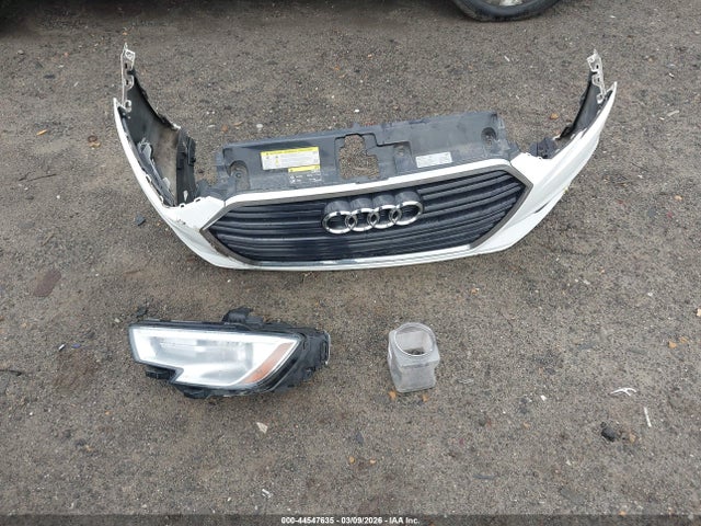 44547635 :رقم المزاد ، WAUAUGFF0H1031796 vin ، 2017 Audi A3 2.0t Premium مزاد بيع