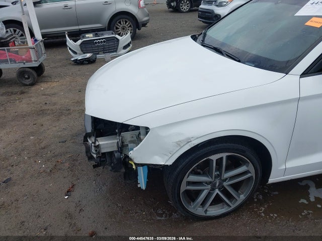 44547635 :رقم المزاد ، WAUAUGFF0H1031796 vin ، 2017 Audi A3 2.0t Premium مزاد بيع