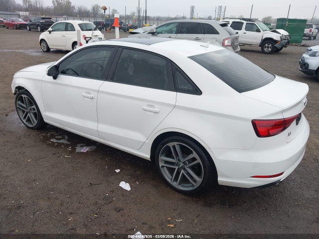 44547635 :رقم المزاد ، WAUAUGFF0H1031796 vin ، 2017 Audi A3 2.0t Premium مزاد بيع