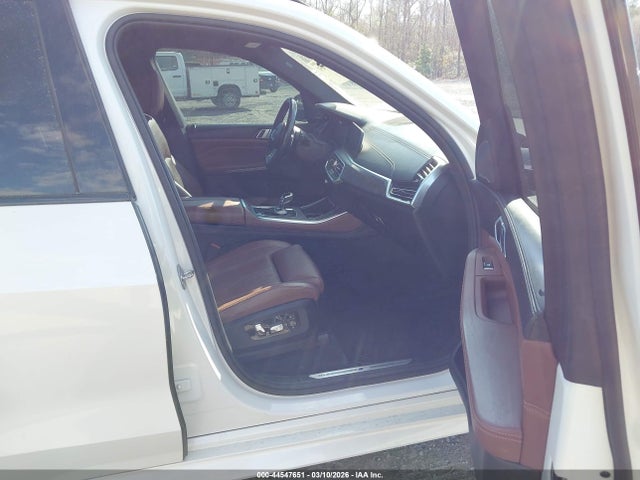 2019 BMW X5 5UXJU2C5XKLB15574 Photo 4