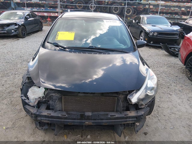 44547660 :رقم المزاد ، KNAFK4A67G5461530 vin ، 2016 Kia Forte Lx مزاد بيع