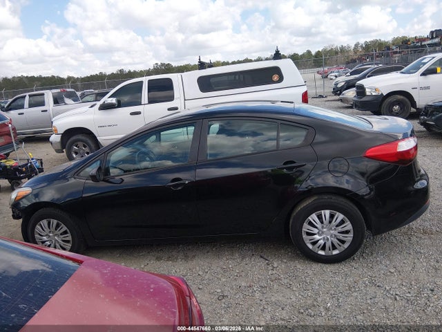 44547660 :رقم المزاد ، KNAFK4A67G5461530 vin ، 2016 Kia Forte Lx مزاد بيع