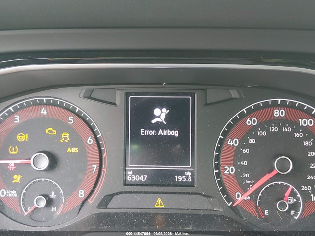 2019 Volkswagen Jetta 1.4t R-line/1.4t S/1.4t Se მანქანა იყიდება აუქციონზე, vin: 3VWC57BU4KM213621, აუქციონის ნომერი: 44547664