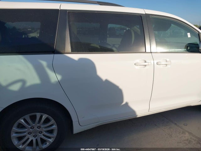 Продаж на аукціоні авто 2014 Toyota Sienna Xle V6 8 Passenger, vin: 5TDYK3DC3ES502461, номер лоту: 44547667