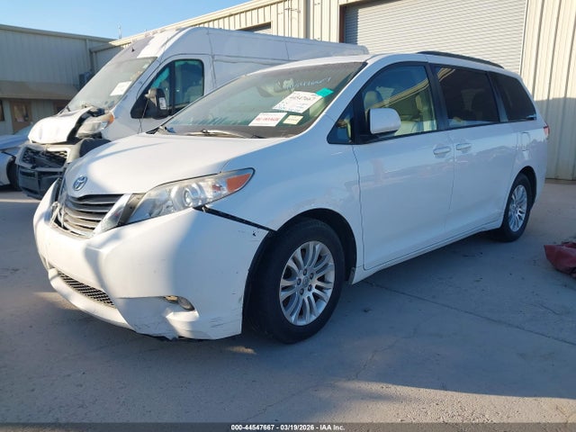Продаж на аукціоні авто 2014 Toyota Sienna Xle V6 8 Passenger, vin: 5TDYK3DC3ES502461, номер лоту: 44547667