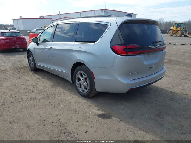 2023 CHRYSLER PACIFICA 2C4RC1GG9PR536484 Photo 2