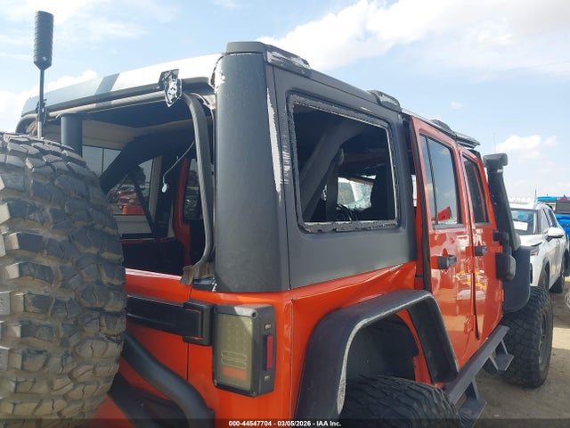 44547704 :رقم المزاد ، 1C4BJWDG1FL638684 vin ، 2015 Jeep Wrangler Unlimited Sport مزاد بيع
