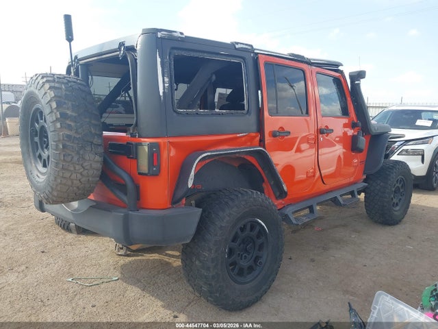 44547704 :رقم المزاد ، 1C4BJWDG1FL638684 vin ، 2015 Jeep Wrangler Unlimited Sport مزاد بيع
