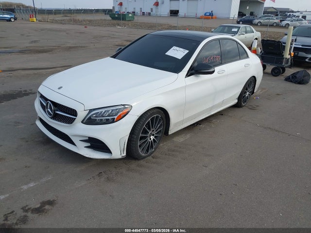 55SWF8EB3KU315587 Mercedes-Benz C 300 4matic