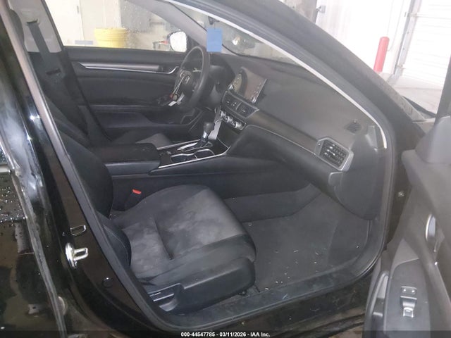 Продаж на аукціоні авто 2018 Honda Accord Lx, vin: 1HGCV1F1XJA161344, номер лоту: 44547785