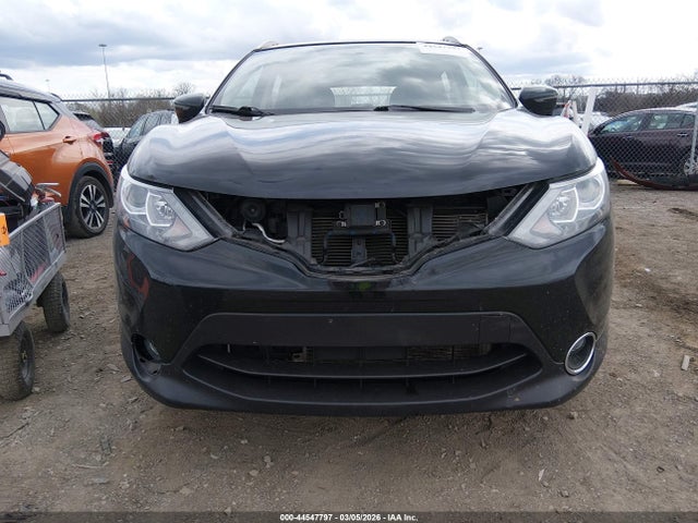 JN1BJ1CP9JW163865 Nissan Rogue Sport Sv