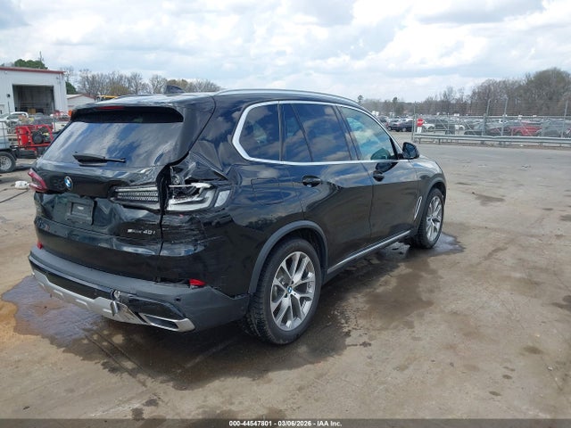 2020 BMW X5 5UXCR4C08L9C72643 Photo 3