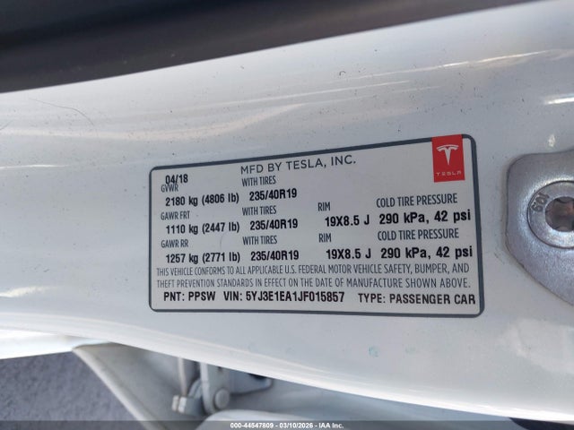 5YJ3E1EA1JF015857 Tesla Model 3 Long Range/mid Range