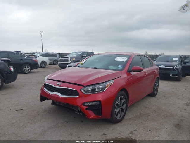44547845 :رقم المزاد ، 3KPF24AD8ME269891 vin ، 2021 Kia Forte Lxs مزاد بيع