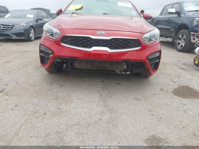 44547845 :رقم المزاد ، 3KPF24AD8ME269891 vin ، 2021 Kia Forte Lxs مزاد بيع
