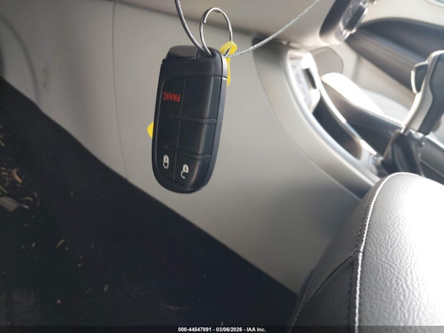 Продажа на аукционе авто 2019 Jeep Compass Sun And Wheel Fwd, vin: 3C4NJCBB1KT832195, номер лота: 44547891