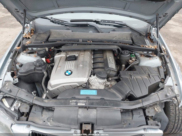 2006 Bmw 325i მანქანა იყიდება აუქციონზე, vin: WBAVB13576KR64067, აუქციონის ნომერი: 44547899