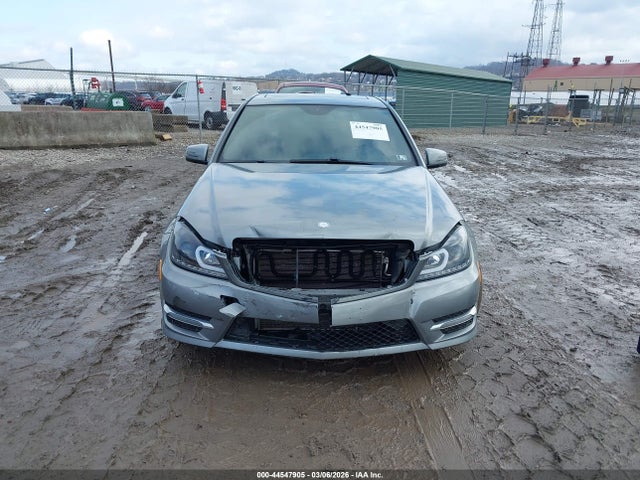 Aukcja sprzedaży 2014 Mercedes-benz C 300 Sport 4matic, vin: WDDGF8AB8EG220387, numer aukcji: 44547905