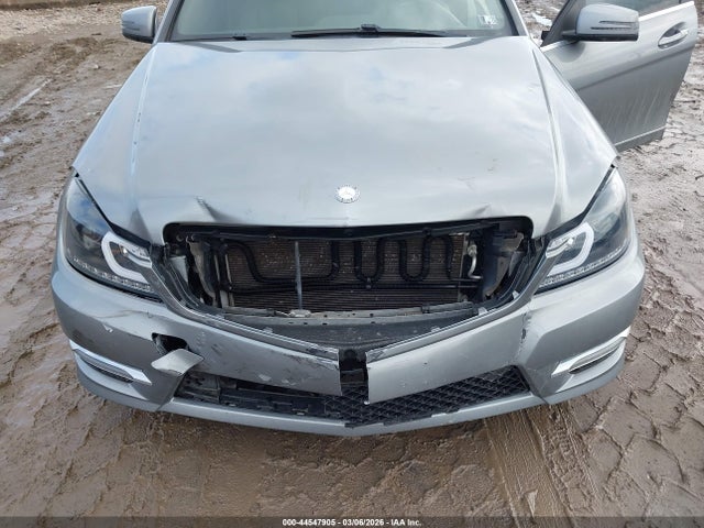 Aukcja sprzedaży 2014 Mercedes-benz C 300 Sport 4matic, vin: WDDGF8AB8EG220387, numer aukcji: 44547905