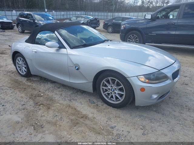2005 BMW Z4 4USBT33535LS53791