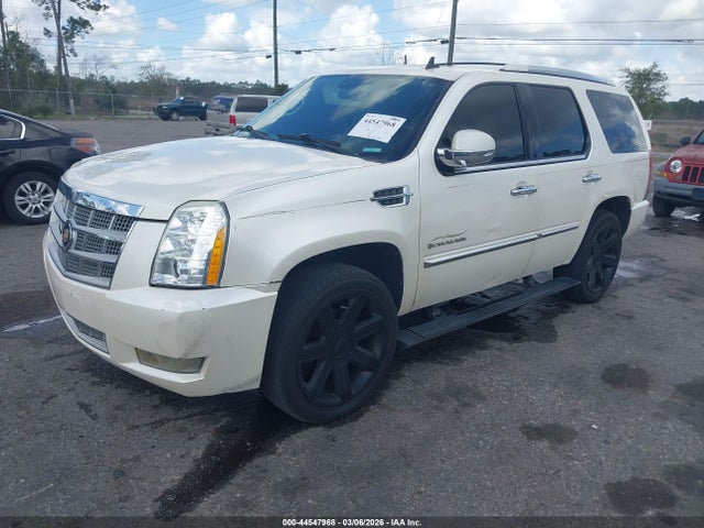 2008 CADILLAC ESCALADE 1GYFK43898R253770 Photo 1