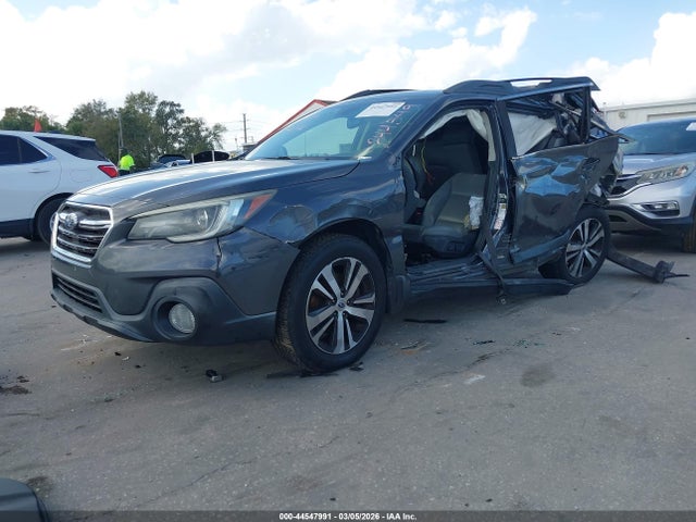 2018 SUBARU OUTBACK 4S4BSANC4J3344549 Photo 1