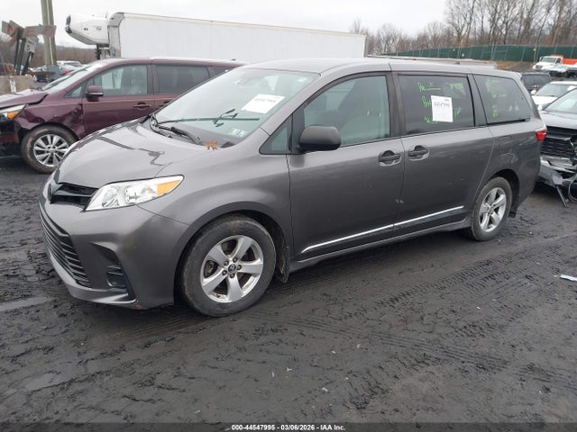 2020 TOYOTA SIENNA 5TDZZ3DC2LS024935 Photo 1