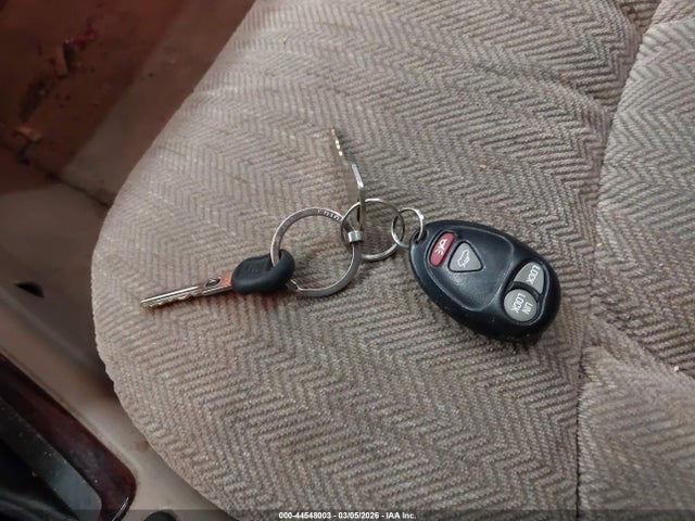44548003 :رقم المزاد ، 2G4WB52K411140960 vin ، 2001 Buick Regal Ls مزاد بيع
